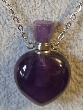 New Amethyst Quartz Heart-shaped Perfume Bottle Necklace